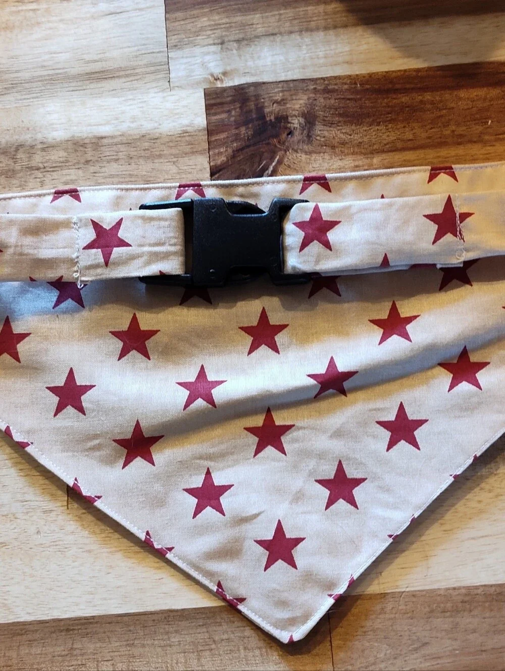 Dog Bandana Red Stars Beige Background With Closure Patriotic Size Large
